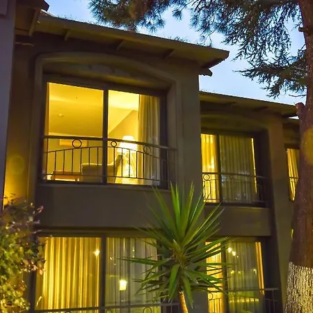 מלון Denizati 3*